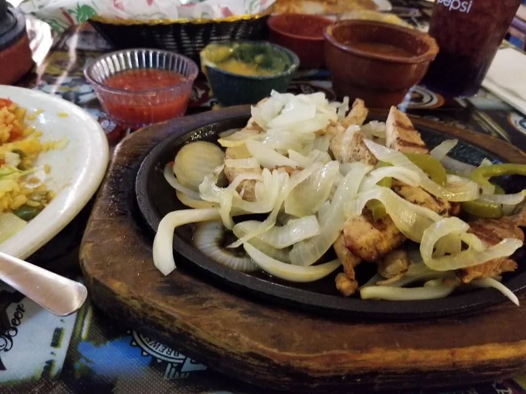 Chelinos Mexican Restaurant | restaurant | 1637 OK-66, El Reno, OK 73036, USA | 4053458034 OR +1 405-345-8034