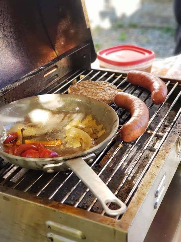 Sammy Dogs - Hot dogs and Catering | restaurant | 130 Admiral Fitch Ave, Brunswick, ME 04011, USA | 2078690063 OR +1 207-869-0063