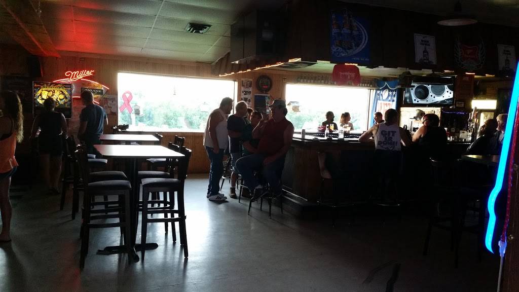 The PourHouse | restaurant | N5095 Hemlock St, Poynette, WI 53955, USA | 6086354343 OR +1 608-635-4343