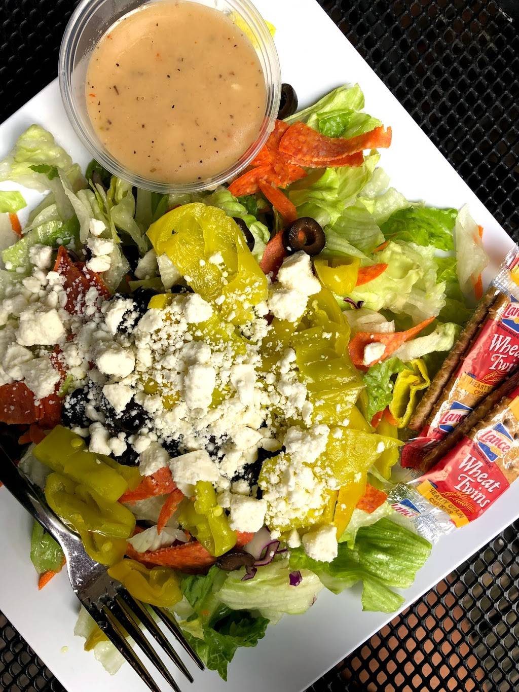 Memphis Pizza Cafe | restaurant | 2087 Madison Ave, Memphis, TN 38104, USA | 9017265343 OR +1 901-726-5343