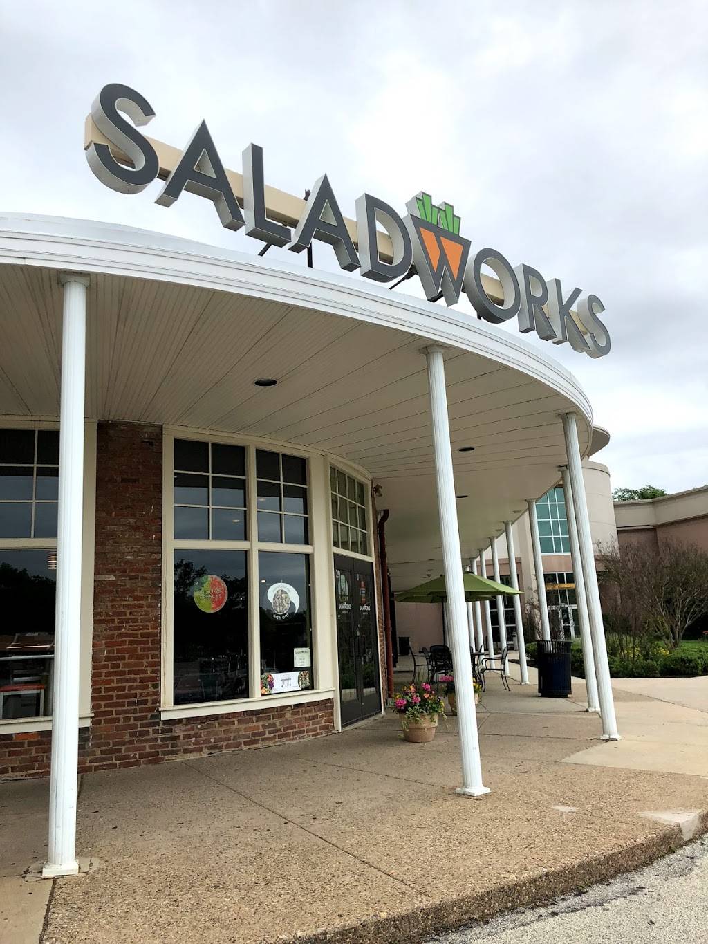 Saladworks | restaurant | 8500 Henry Avenue Store #29, Philadelphia, PA 19128, USA | 2154825750 OR +1 215-482-5750