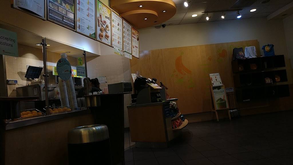 Jamba Juice Lowes Center Riverside | restaurant | 9825 Magnolia Ave Ste.. A, Riverside, CA 92503, USA | 9513580819 OR +1 951-358-0819