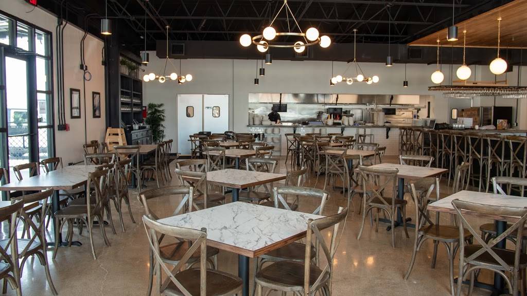 Di Camplis Italian Ristorante | restaurant | 6500 Woodway Dr Suite 121, Waco, TX 76712, USA | 2543005978 OR +1 254-300-5978