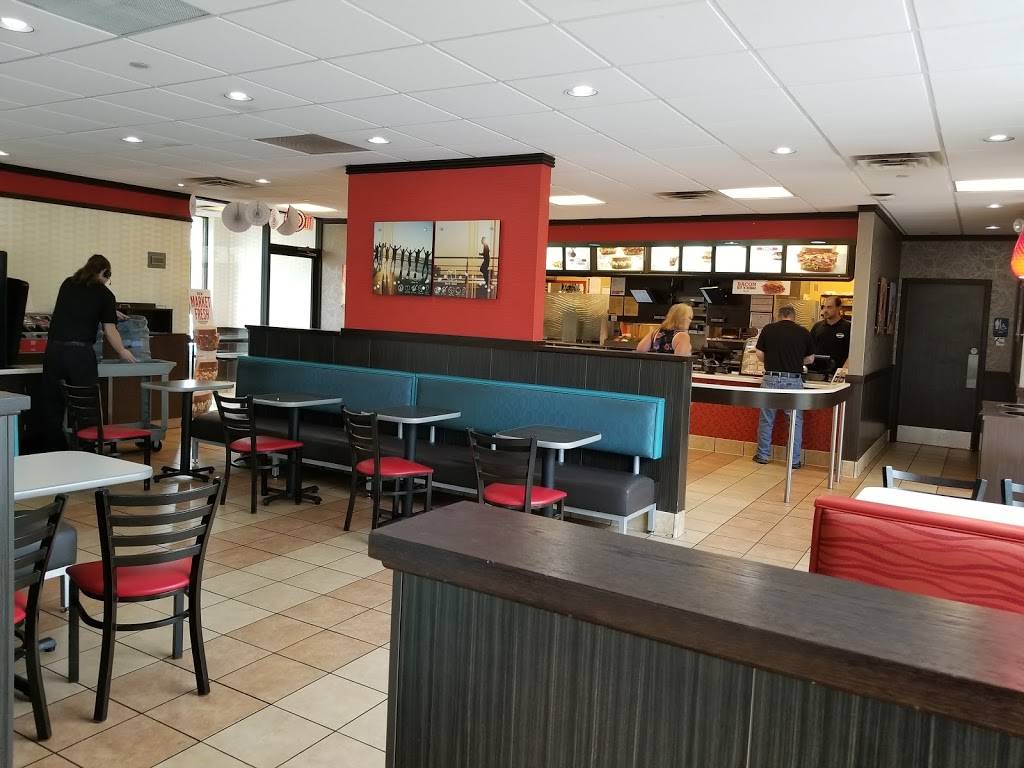 Arbys | restaurant | 10205 6th Ave N, Plymouth, MN 55441, USA | 7635950492 OR +1 763-595-0492