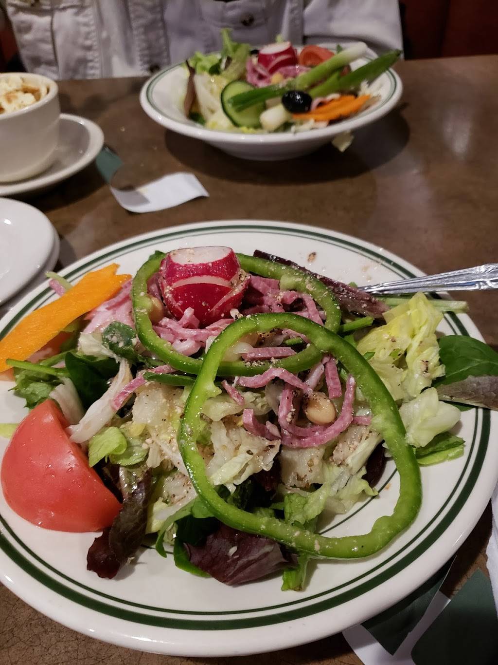 Pasquales | restaurant | 31555 Woodward Ave, Royal Oak, MI 48073, USA | 2485494002 OR +1 248-549-4002