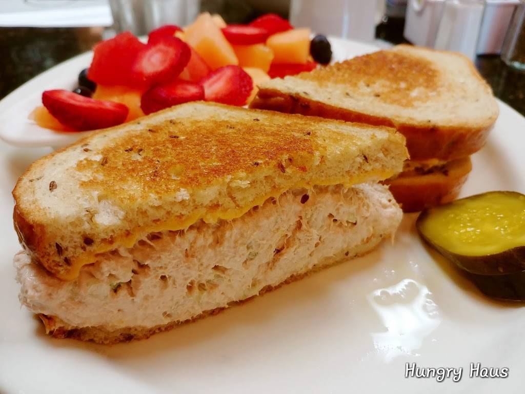 Cinnamon Pancake House | restaurant | 5019 Ace Ln #131, Naperville, IL 60564, USA | 6309466414 OR +1 630-946-6414