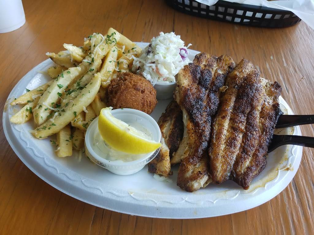 Olde Fish House Marina | restaurant | 4530 Pine Island Rd, Matlacha, FL 33993, USA | 2392829577 OR +1 239-282-9577