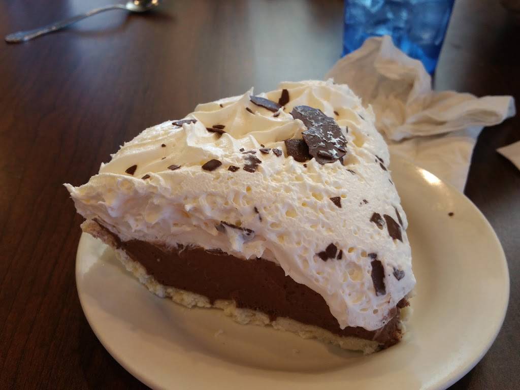 Vals Polish Kitchen | restaurant | 224 E Auburn Rd, Rochester Hills, MI 48307, USA | 2482932660 OR +1 248-293-2660