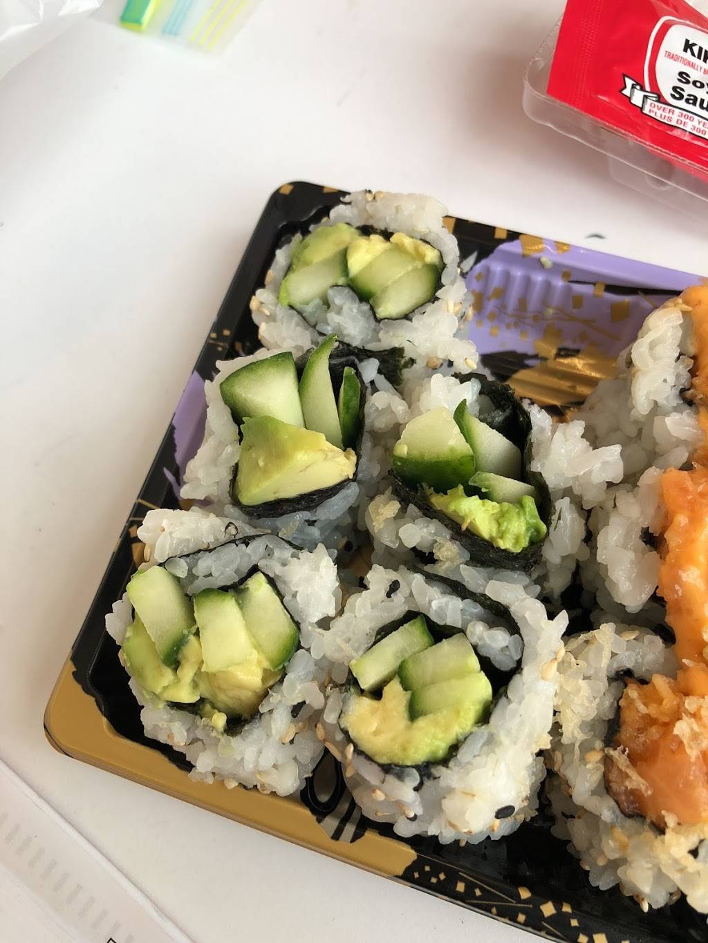 Tokyo Sushi | restaurant | 901 Yonge St, Toronto, ON M4W 2H2, Canada | 4165166168 OR +1 416-516-6168