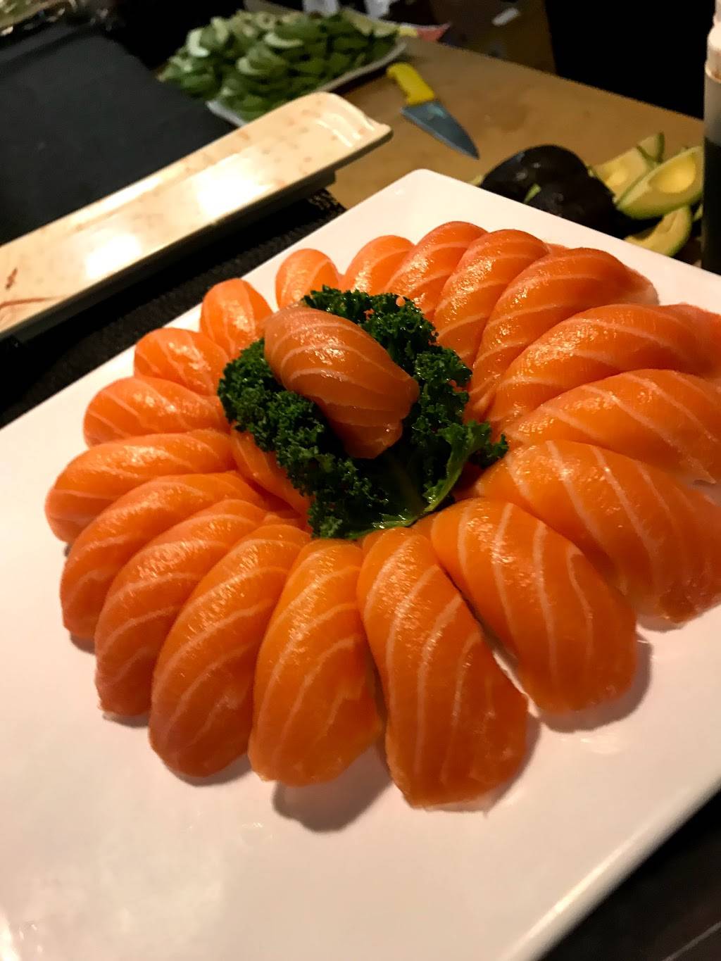 Wakame Sushi-Sheppard Bathurst | restaurant | 638 Sheppard Ave W, North York, ON M3H 2S1, Canada | 4166310505 OR +1 416-631-0505