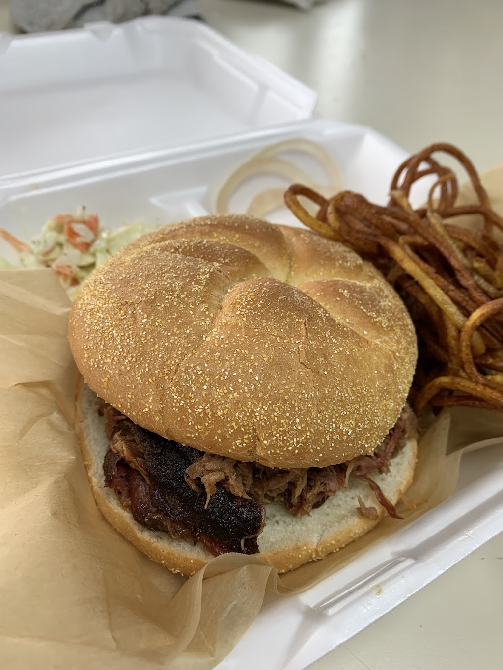 Southern Roux | restaurant | 1506 Verot School Rd, Lafayette, LA 70508, USA | 3375340886 OR +1 337-534-0886