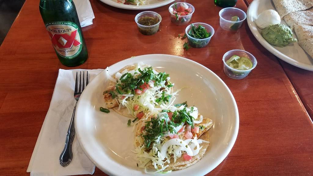 Baja Fish Tacos | restaurant | 30242 Crown Valley Pkwy, Laguna Niguel, CA 92677, USA | 9494951537 OR +1 949-495-1537