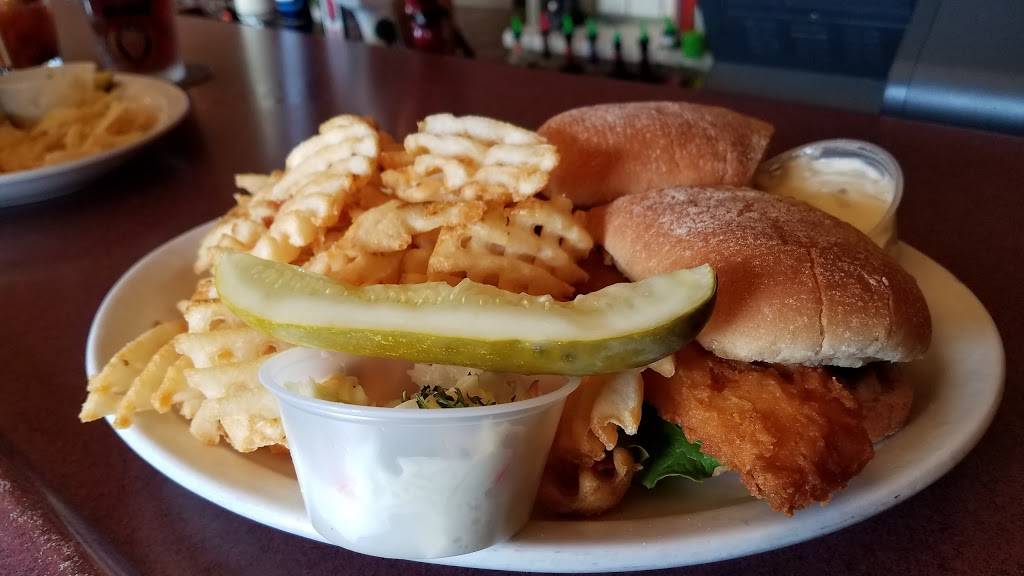 Harbor View | restaurant | 1094 N Lake St, Phillips, WI 54555, USA | 7153392626 OR +1 715-339-2626