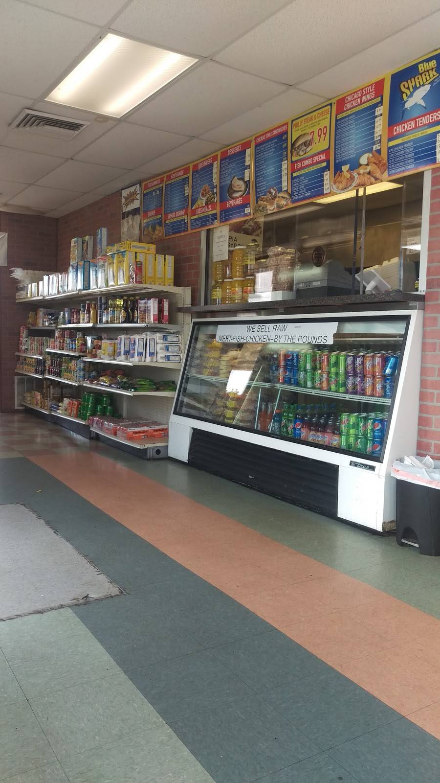 Blue Shark Fish & Chicken | restaurant | 5456 W 34th St, Indianapolis, IN 46224, USA | 3173294640 OR +1 317-329-4640