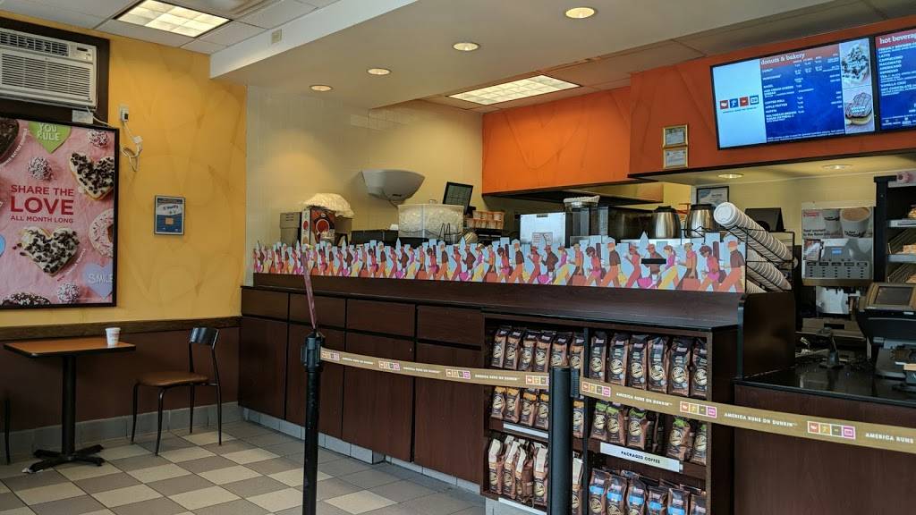 Dunkin | bakery | 242 Main St, Yarmouth, ME 04096, USA | 2078460781 OR +1 207-846-0781