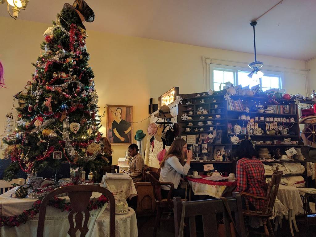 Lovejoys Tea Room | cafe | 1351 Church St, San Francisco, CA 94114, USA | 4156485895 OR +1 415-648-5895