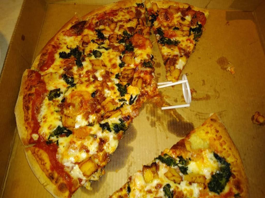 Foxs Pizza Den | restaurant | 1233 N Eastman Rd, Kingsport, TN 37664, USA | 4232300070 OR +1 423-230-0070