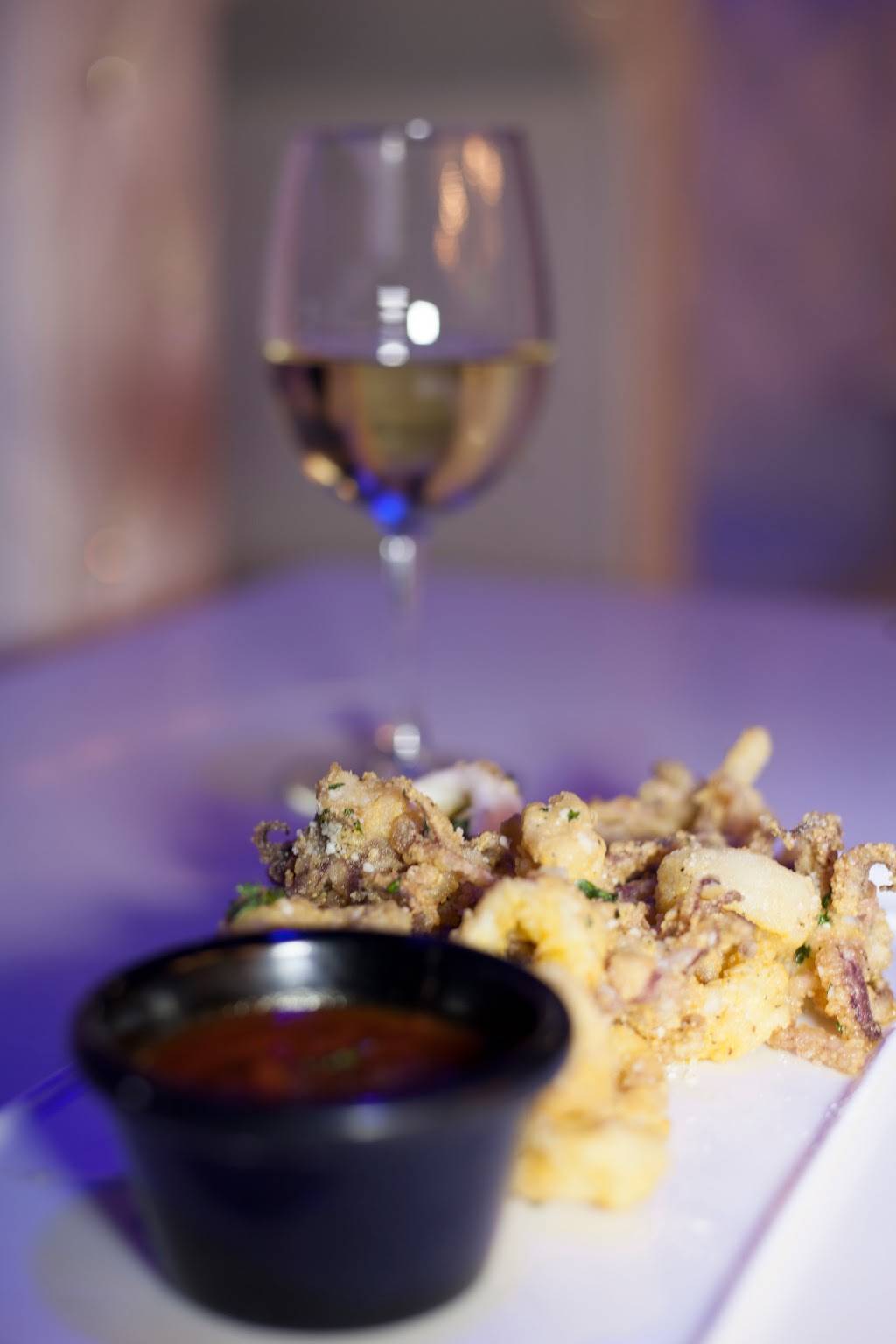 Mir Tapas Lounge | restaurant | 102 Essex St, Lawrence, MA 01840, USA | 9788801943 OR +1 978-880-1943