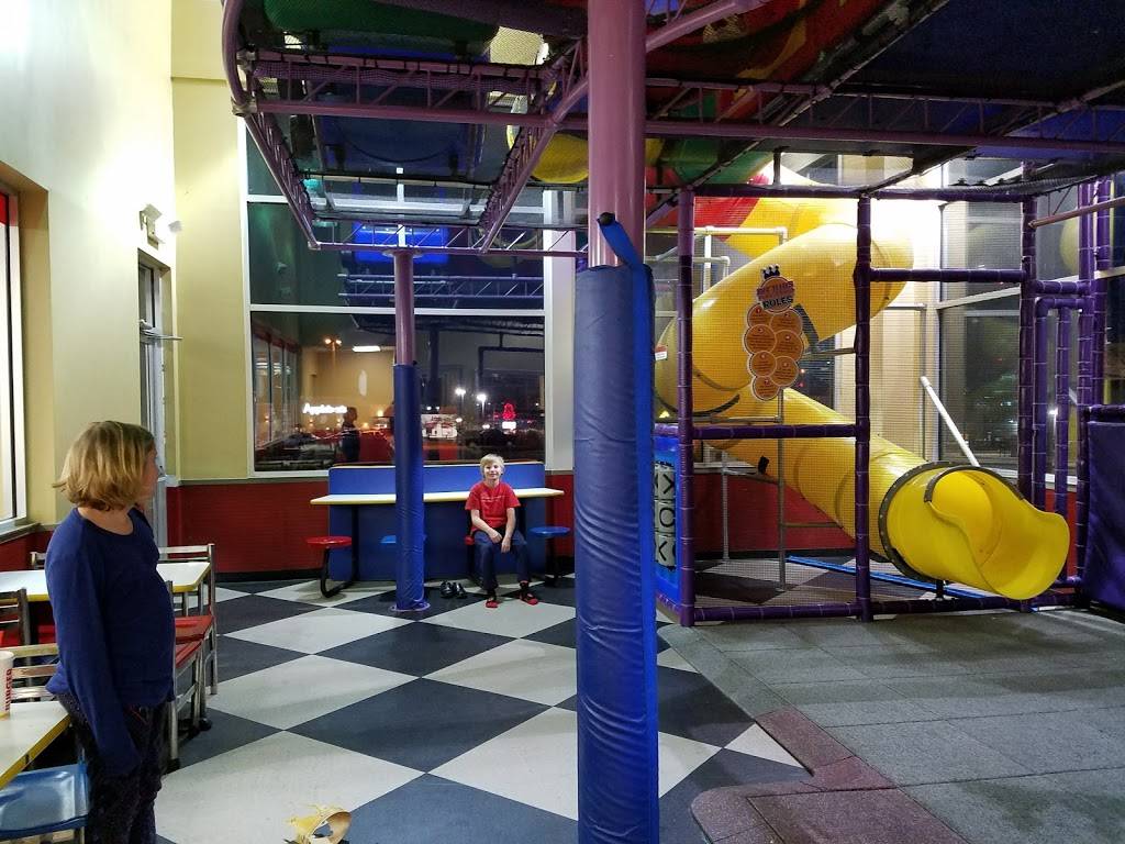 Burger King | restaurant | 6880 Johnson Dr, Mission, KS 66202, USA | 9133844097 OR +1 913-384-4097