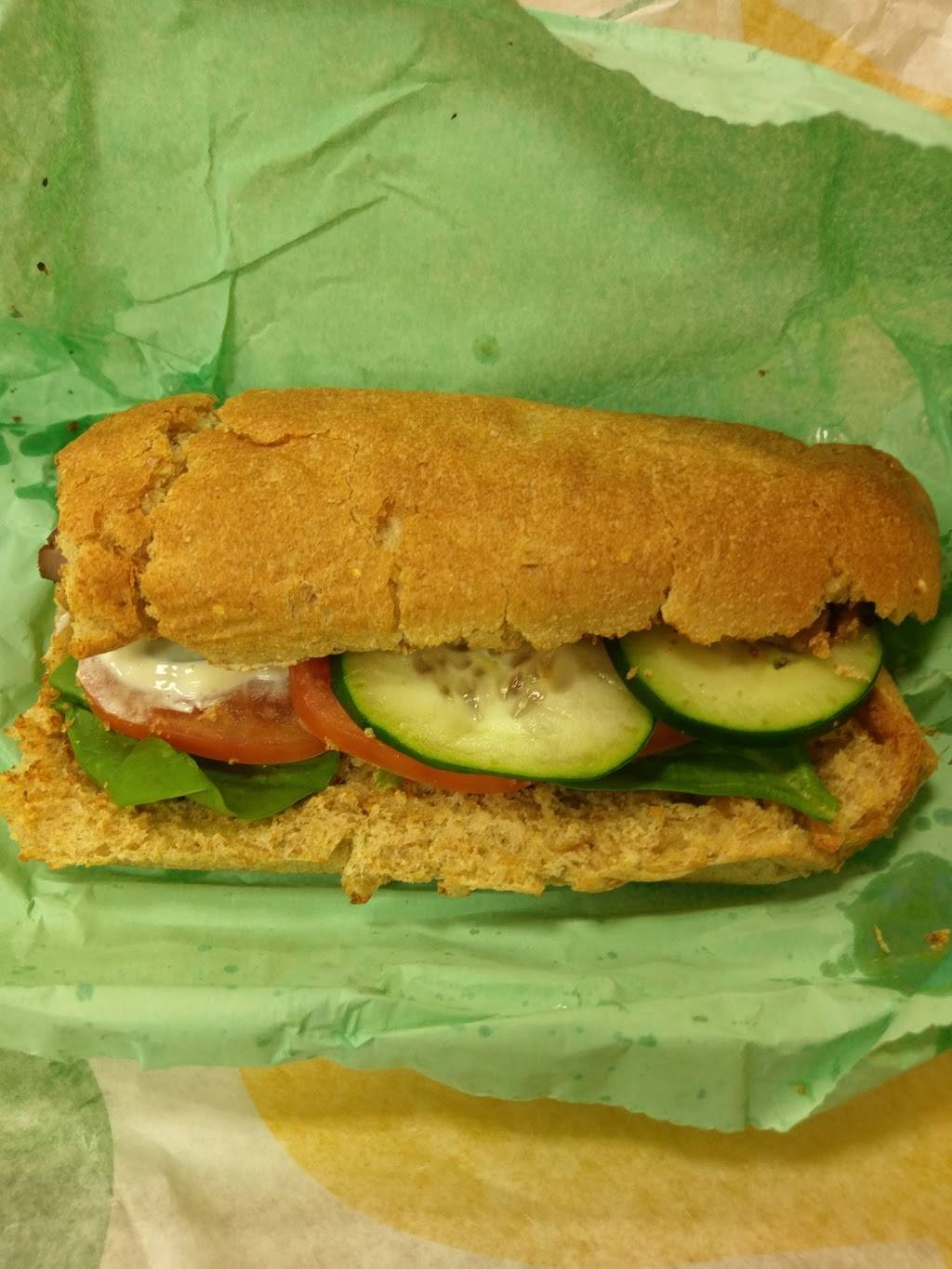 Subway Restaurants | restaurant | 3851 Airport Fwy, Fort Worth, TX 76111, USA | 8177591895 OR +1 817-759-1895