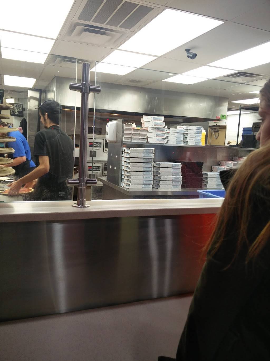 Dominos Pizza | meal delivery | 2 N Smithville Rd, Dayton, OH 45403, USA | 9372583030 OR +1 937-258-3030