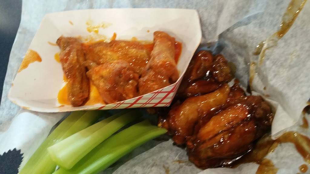 Buffalo Wings & Ribs | restaurant | 4636 Coldwater Rd, Fort Wayne, IN 46825, USA | 2604829464 OR +1 260-482-9464