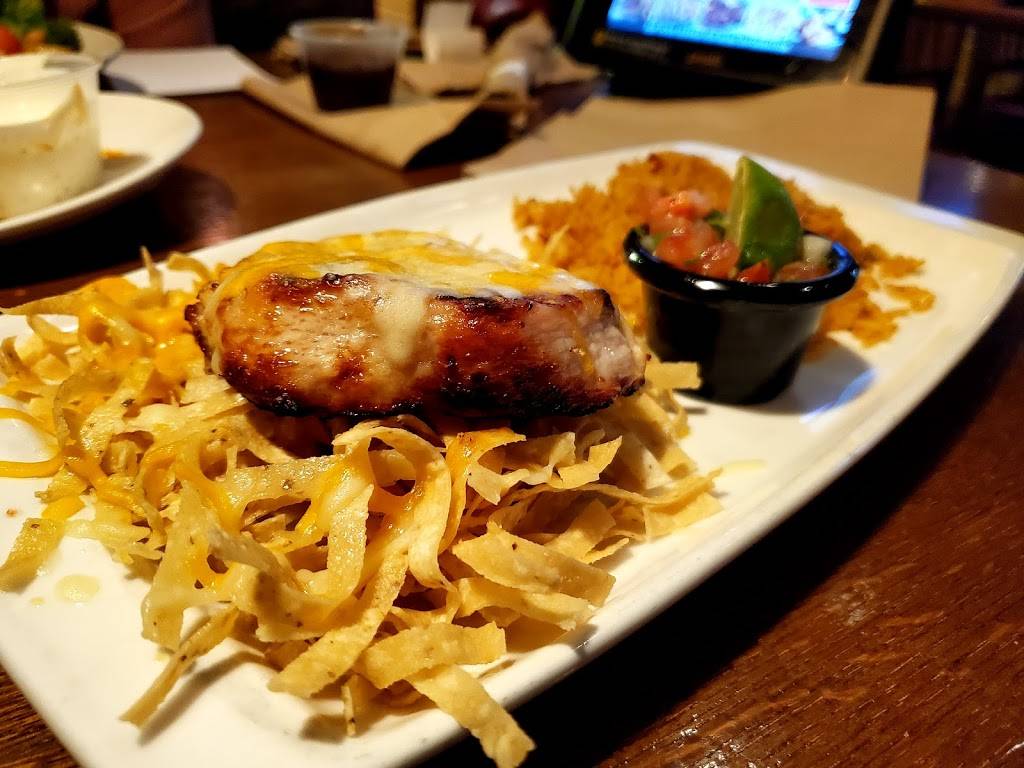 Applebees Grill + Bar | restaurant | 270 W Holt Ave, Milwaukee, WI 53207, USA | 4144890874 OR +1 414-489-0874