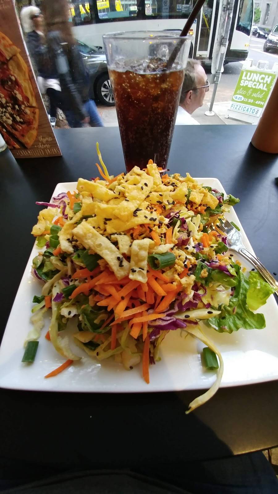 Pizzicato Pizza | restaurant | 505 NW 23rd Ave, Portland, OR 97210, USA | 5032420023 OR +1 503-242-0023