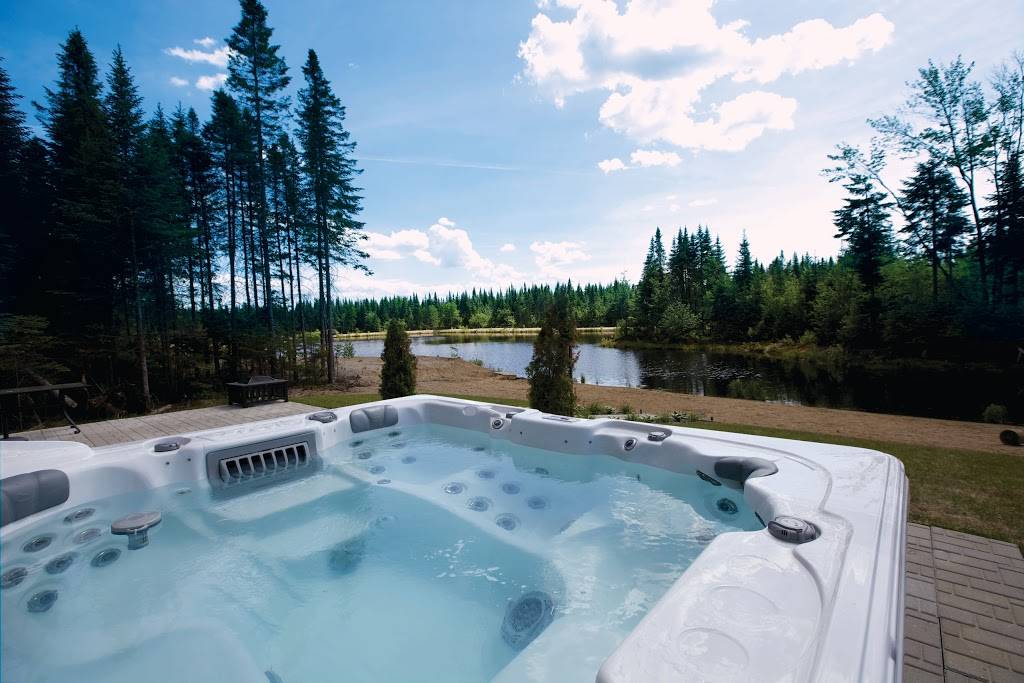 Au Chalet en Bois Rond | restaurant | 325 Rang Saint Jacques, Sainte-Christine-dAuvergne, QC G0A 1A0, Canada | 4183291233 OR +1 418-329-1233