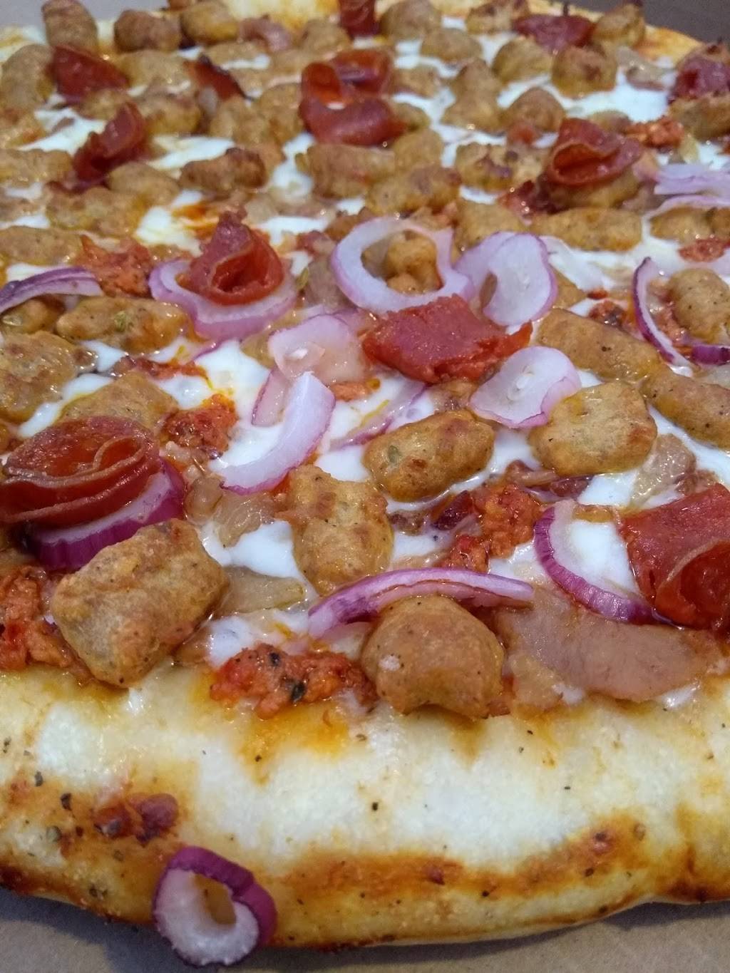 Pizza Matty | restaurant | Calle de las Aguas A1, Villa Del Sol III, 22205 Tijuana, B.C., Mexico | 016647304077 OR +52 664 730 4077