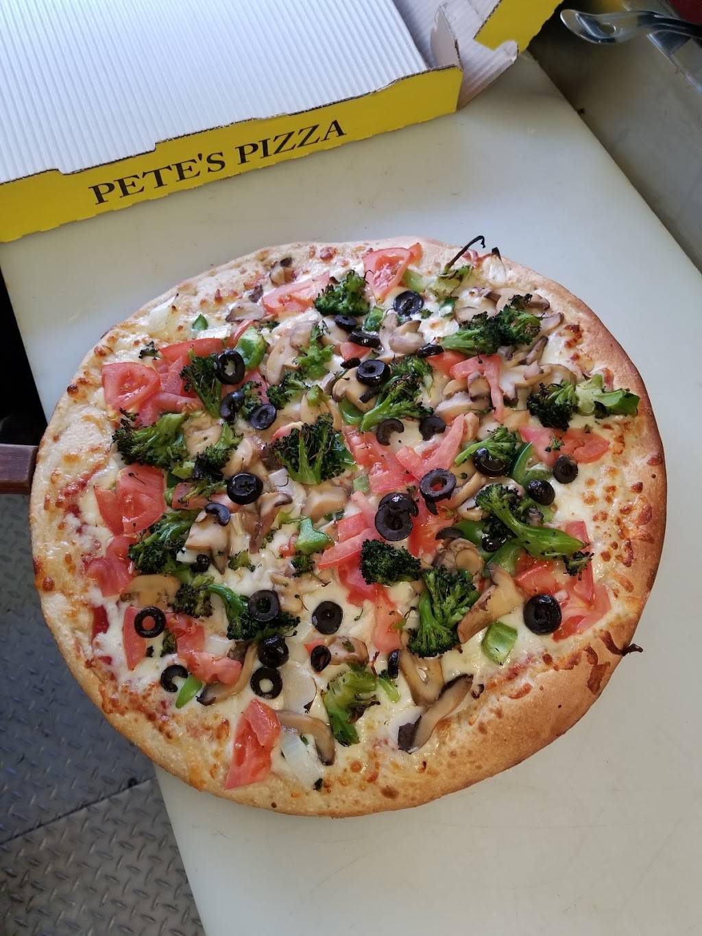 Petes Pizza | restaurant | 201 S 60th St, Philadelphia, PA 19139, USA | 2154769999 OR +1 215-476-9999