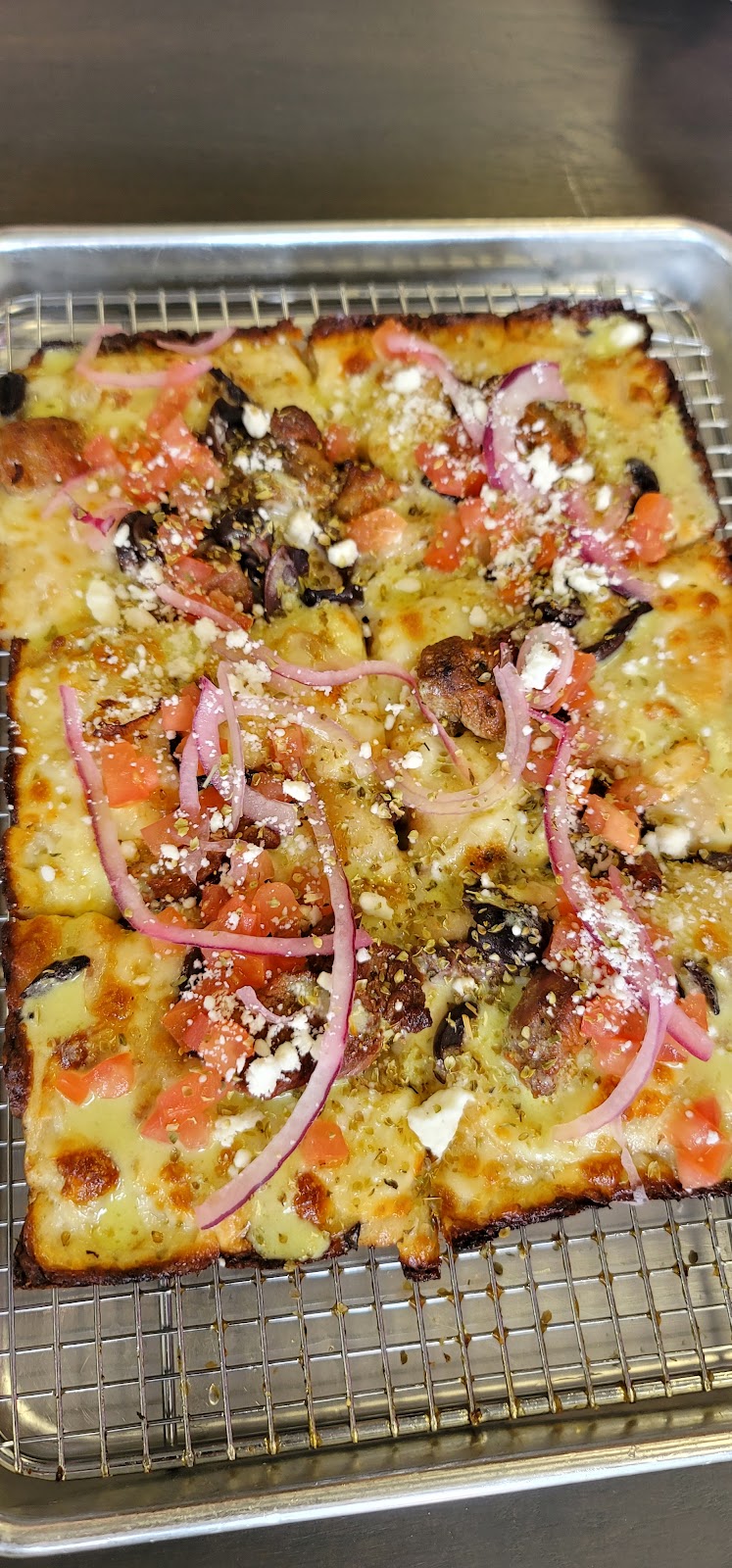 R Town Pizza | restaurant | 180 W Peckham Ln #1100, Reno, NV 89502, USA | 7756228838 OR +1 775-622-8838