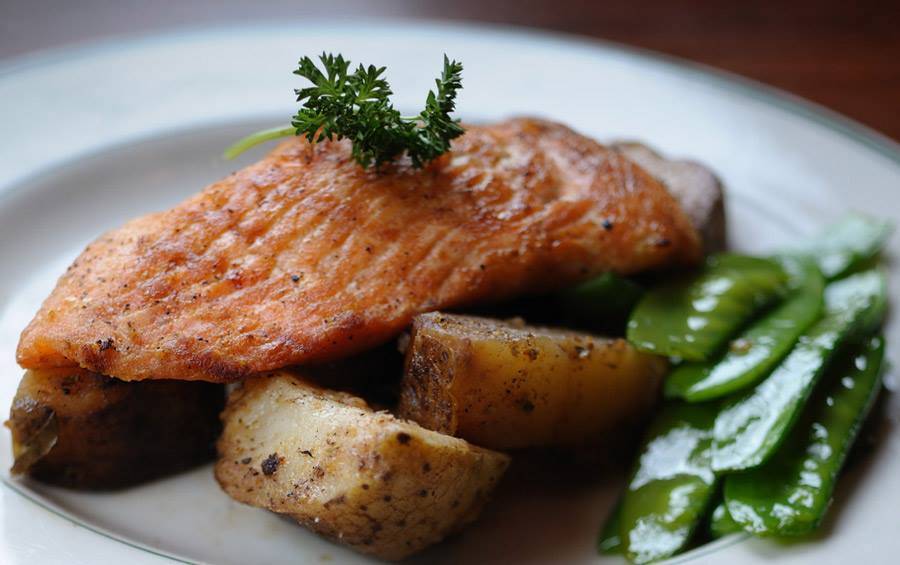 The Dubliner Restaurant | restaurant | 4 F St NW, Washington, DC 20001, USA | 2027373773 OR +1 202-737-3773