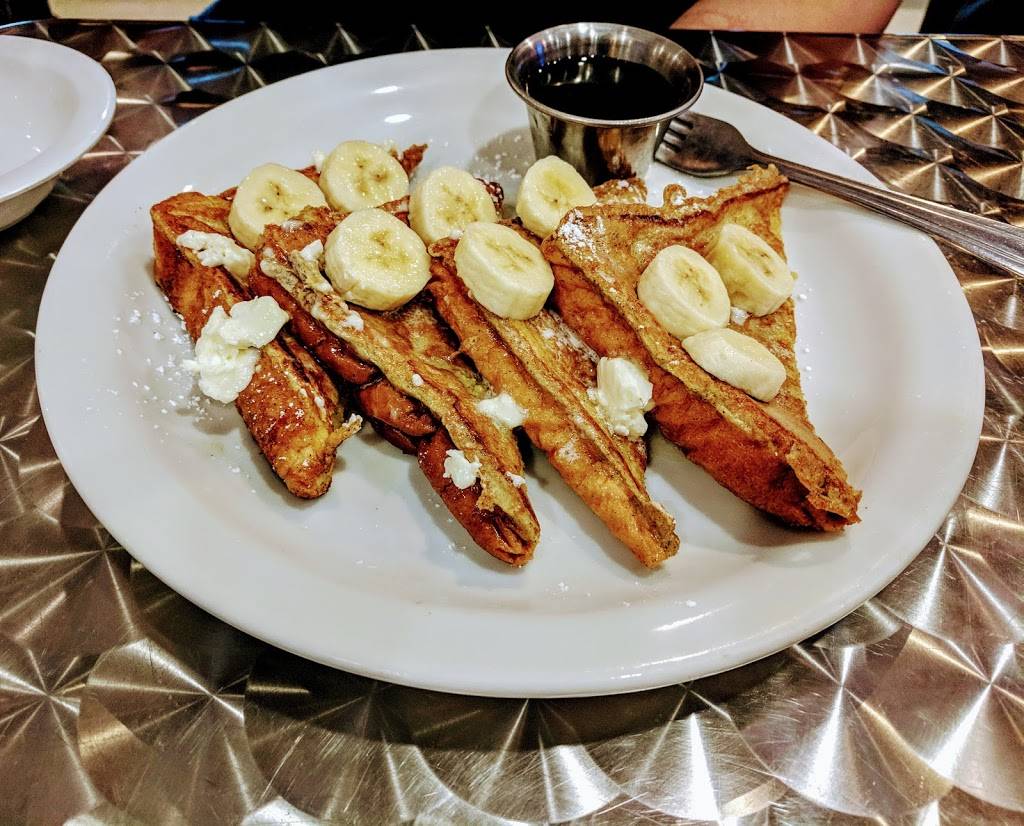 Traceys Diner | restaurant | 724 J St, Marysville, CA 95901, USA | 5309232567 OR +1 530-923-2567