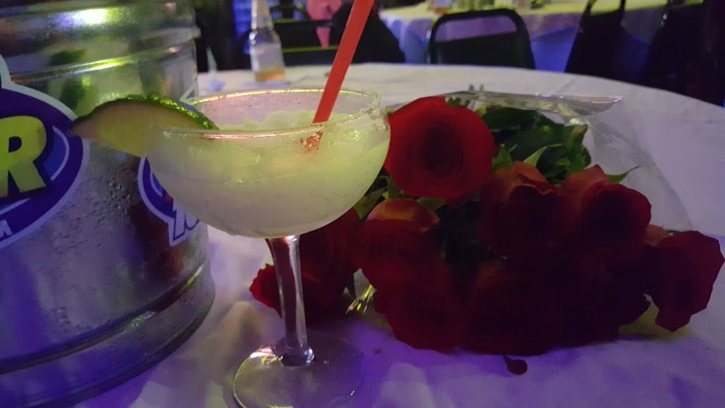 Casa Lopez Mexican Restaurant | restaurant | 325 S A St, Oxnard, CA 93030, USA | 8052409730 OR +1 805-240-9730