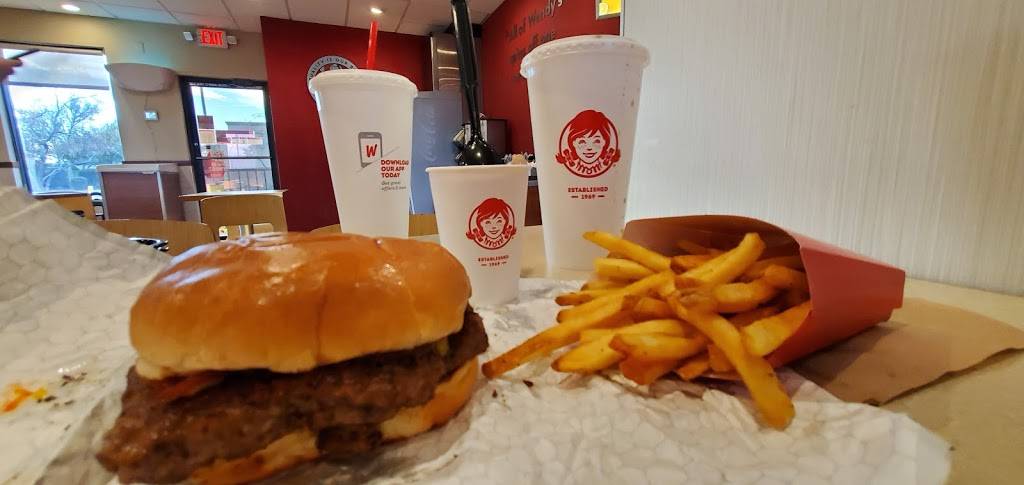 Wendys | restaurant | 1602 W St Mary’s Rd, Tucson, AZ 85745, USA | 5208849665 OR +1 520-884-9665