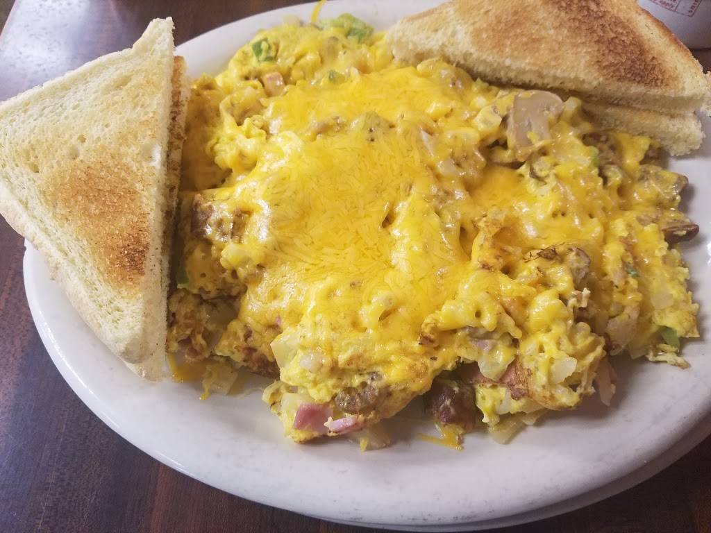 Spicys | restaurant | 68717 M-62, Edwardsburg, MI 49112, USA | 2696637905 OR +1 269-663-7905