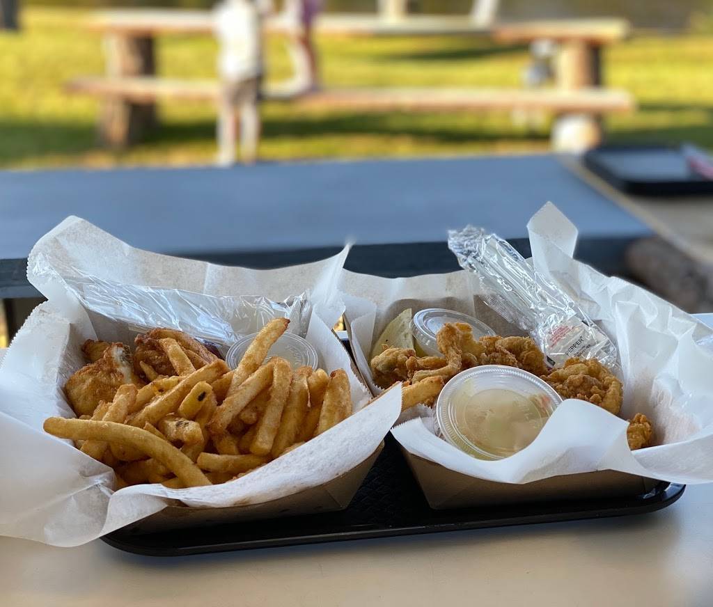 The Boathouse Galley | restaurant | 17 S River Rd, Charlemont, MA 01339, USA | 4133398478 OR +1 413-339-8478