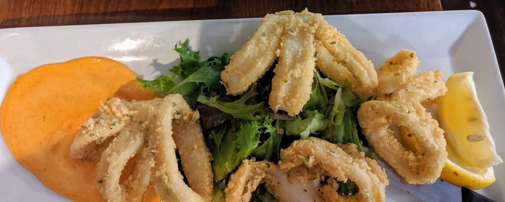 Corks Wine Bar & Eatery | restaurant | 19 Queen St, Niagara-on-the-Lake, ON L0S 1J0, Canada | 2898689527 OR +1 289-868-9527