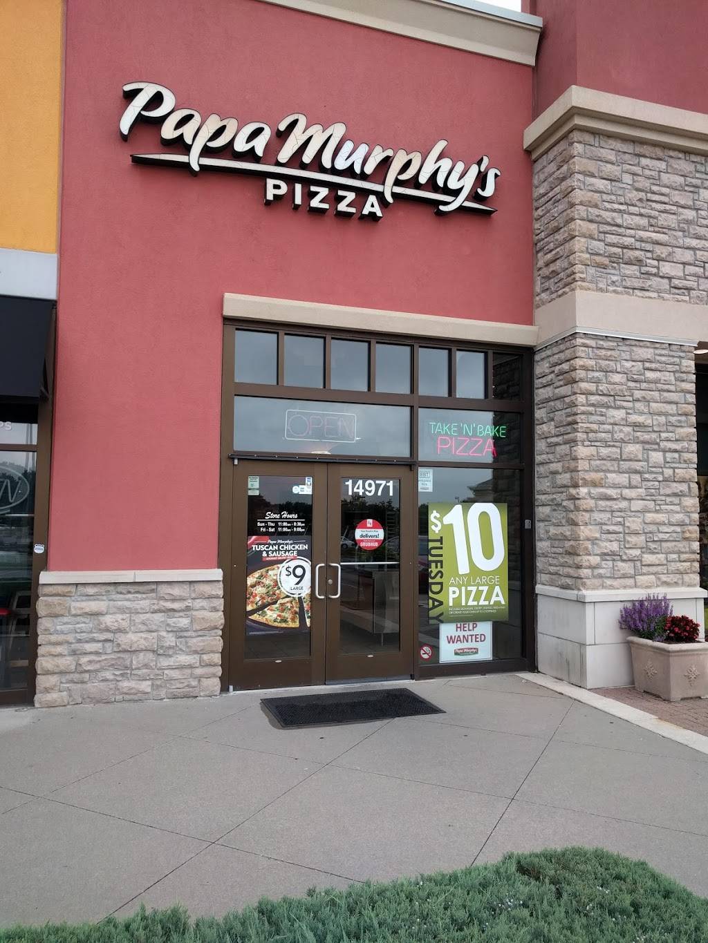 Papa Murphys | Take N Bake Pizza | meal takeaway | 14971 W 119th St, Olathe, KS 66062, USA | 9137647200 OR +1 913-764-7200