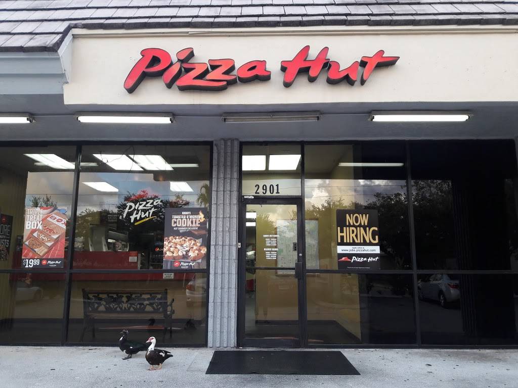 Pizza Hut | meal takeaway | 2901 S University Dr, Davie, FL 33328, USA | 9544748844 OR +1 954-474-8844