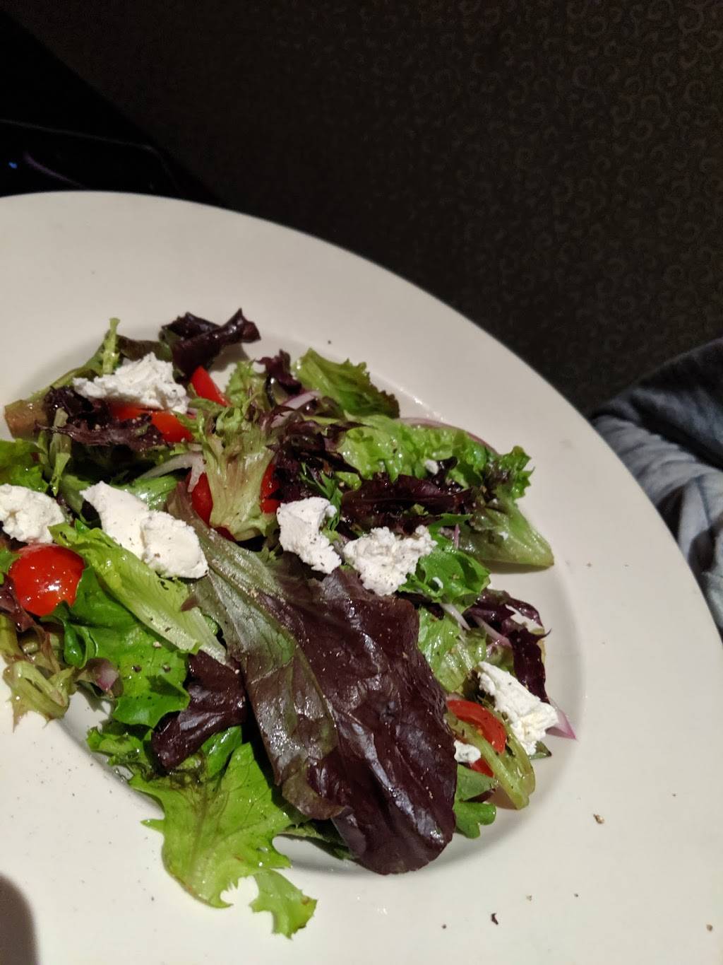 Oysters Bar & Grille | restaurant | 254 Church St, Pembroke, MA 02359, USA | 7819241065 OR +1 781-924-1065