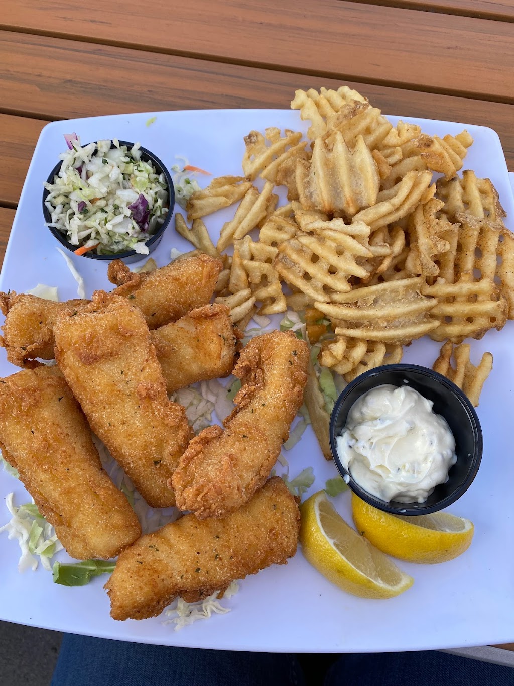 Tin Fish Santee Lakes | restaurant | 9310 Fanita Pkwy, Santee, CA 92071, USA | 6194866093 OR +1 619-486-6093