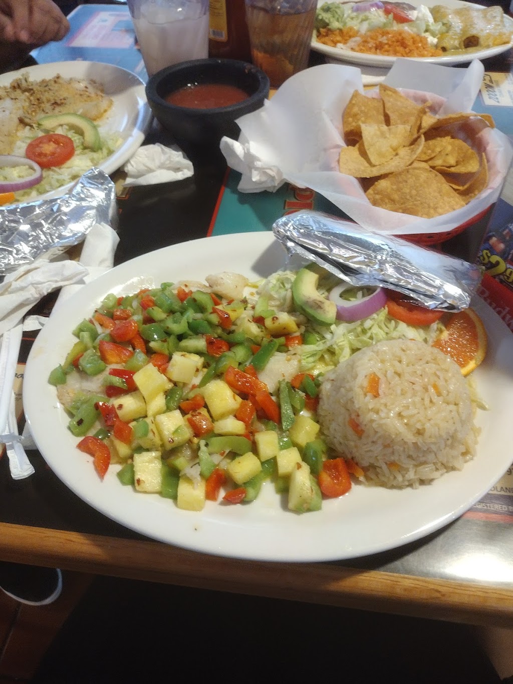 EL CAPITÁN | restaurant | 2411 W Wall St, Midland, TX 79701, USA | 4322186761 OR +1 432-218-6761