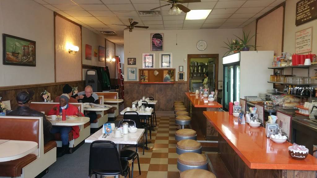 Shore Restaurant | restaurant | 12009 Detroit Ave, Lakewood, OH 44107, USA | 2162218711 OR +1 216-221-8711