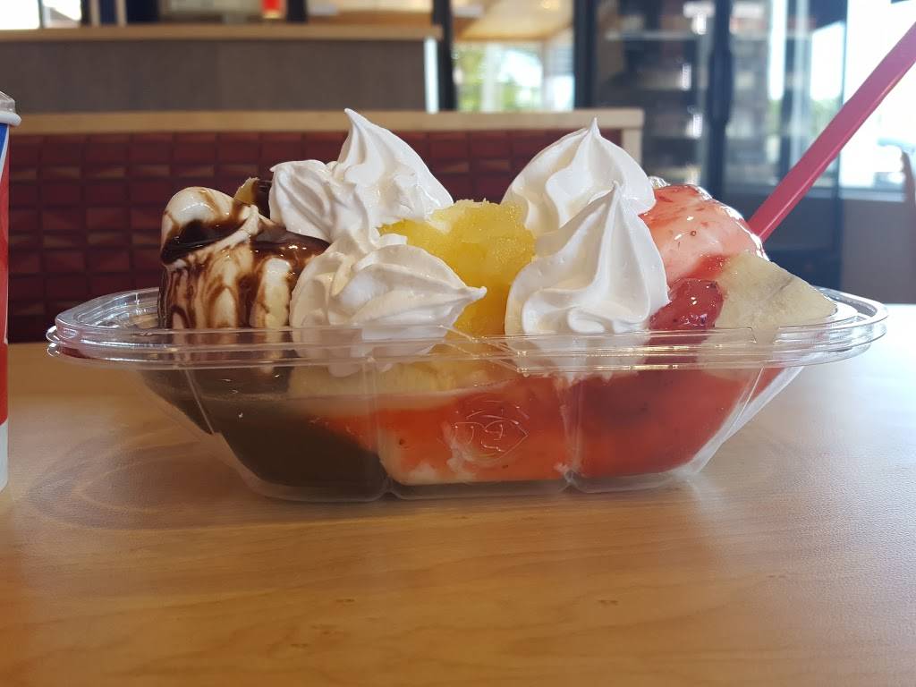 Dairy Queen Grill & Chill | restaurant | 832 Fennell Ave E, Hamilton, ON L8V 1V6, Canada | 9053855882 OR +1 905-385-5882