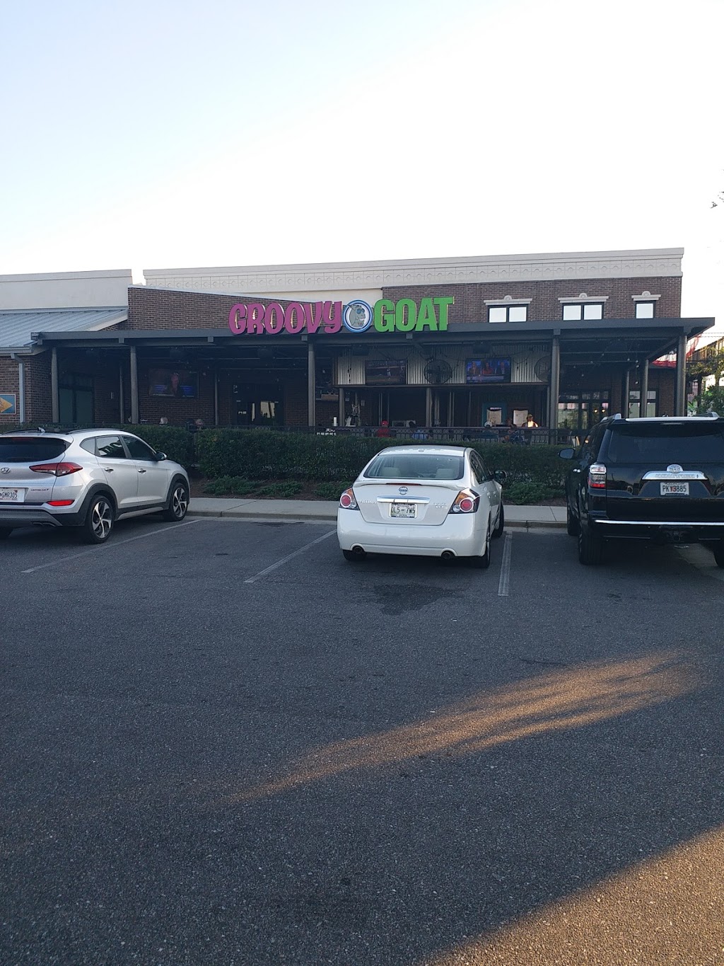 Groovy Goat | restaurant | 106 S. OWA Blvd A, Foley, AL 36535, USA | 2519994628 OR +1 251-999-4628