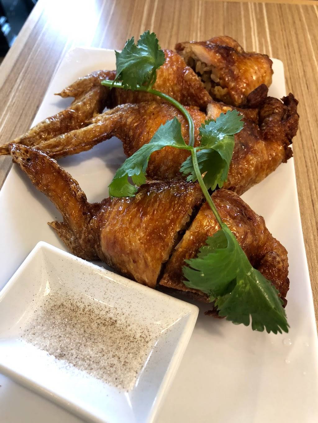 Moms Recipe Chicken | restaurant | 888 Dundas St E Unit D2-B, Mississauga, ON L4Y 4G6, Canada | 9052326666 OR +1 905-232-6666