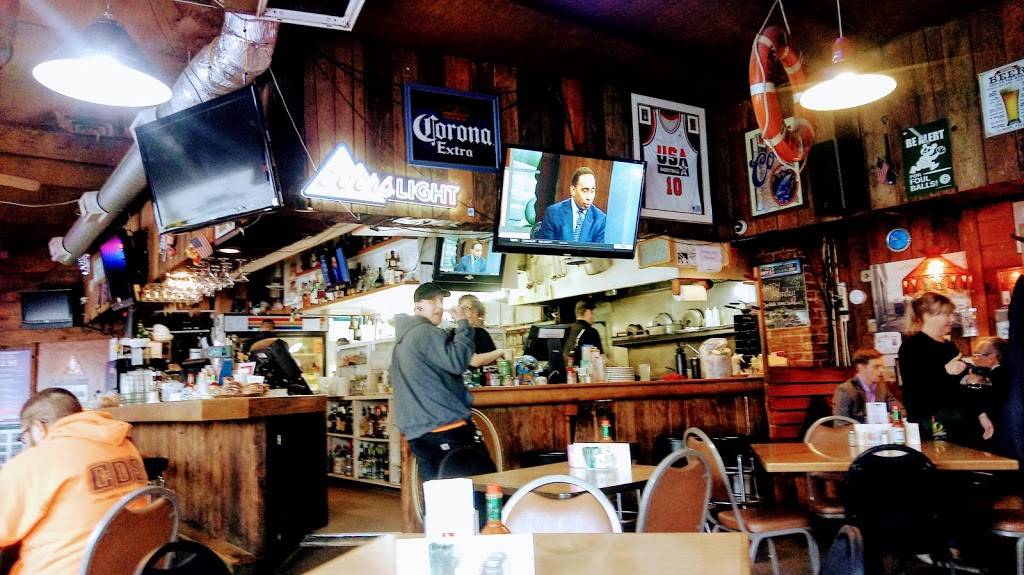 Dockside Saloon & Restaurant | restaurant | 2047 NW Front Ave, Portland, OR 97209, USA | 5032416433 OR +1 503-241-6433