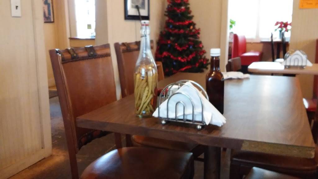 Two Sisters Homestyle Cafe | restaurant | 36438 US-231, Ashville, AL 35953, USA | 2055945777 OR +1 205-594-5777